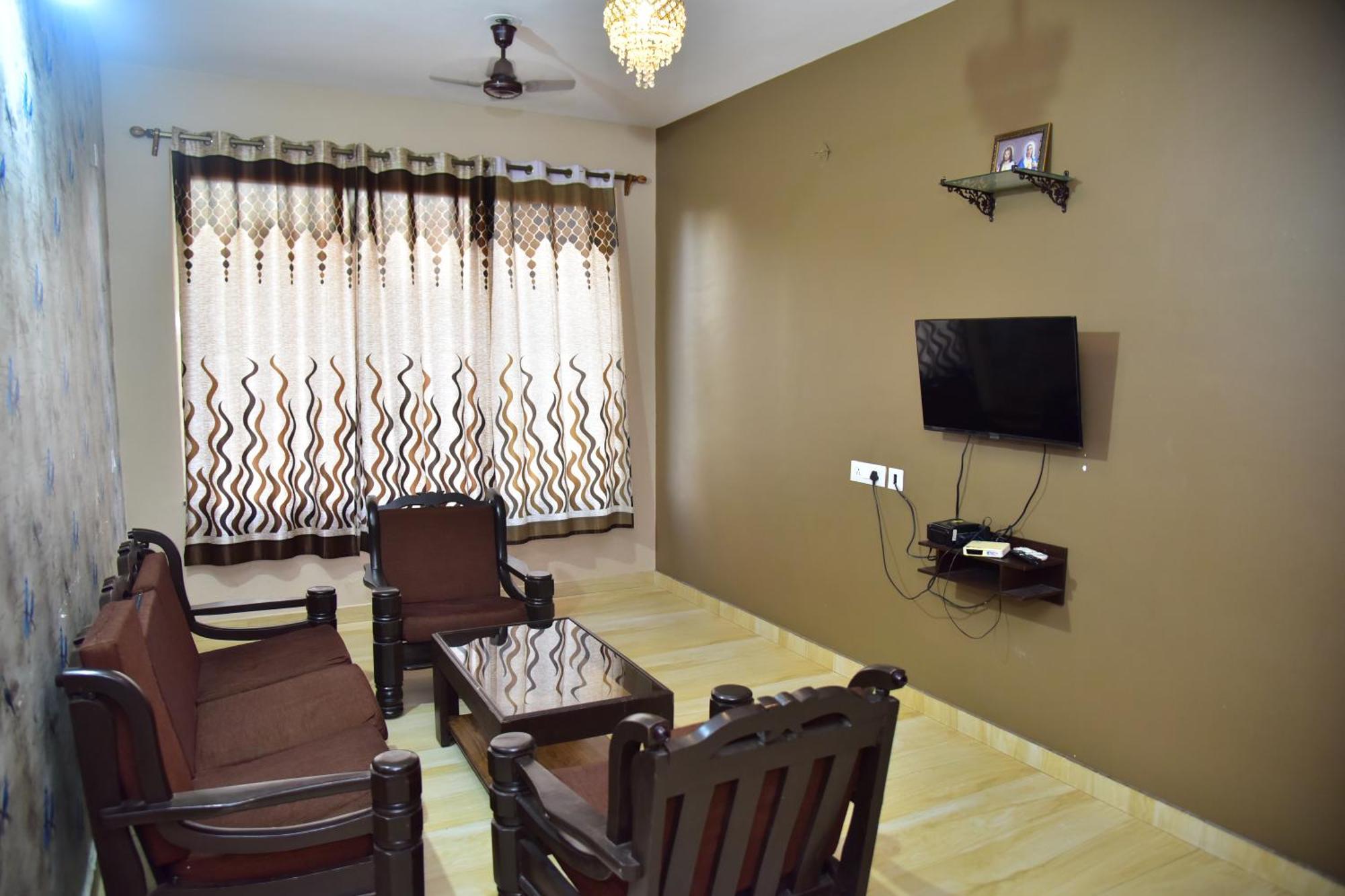 Fieldstone Lovely 2 Bhk Ac Apartment Talaulim 客房 照片