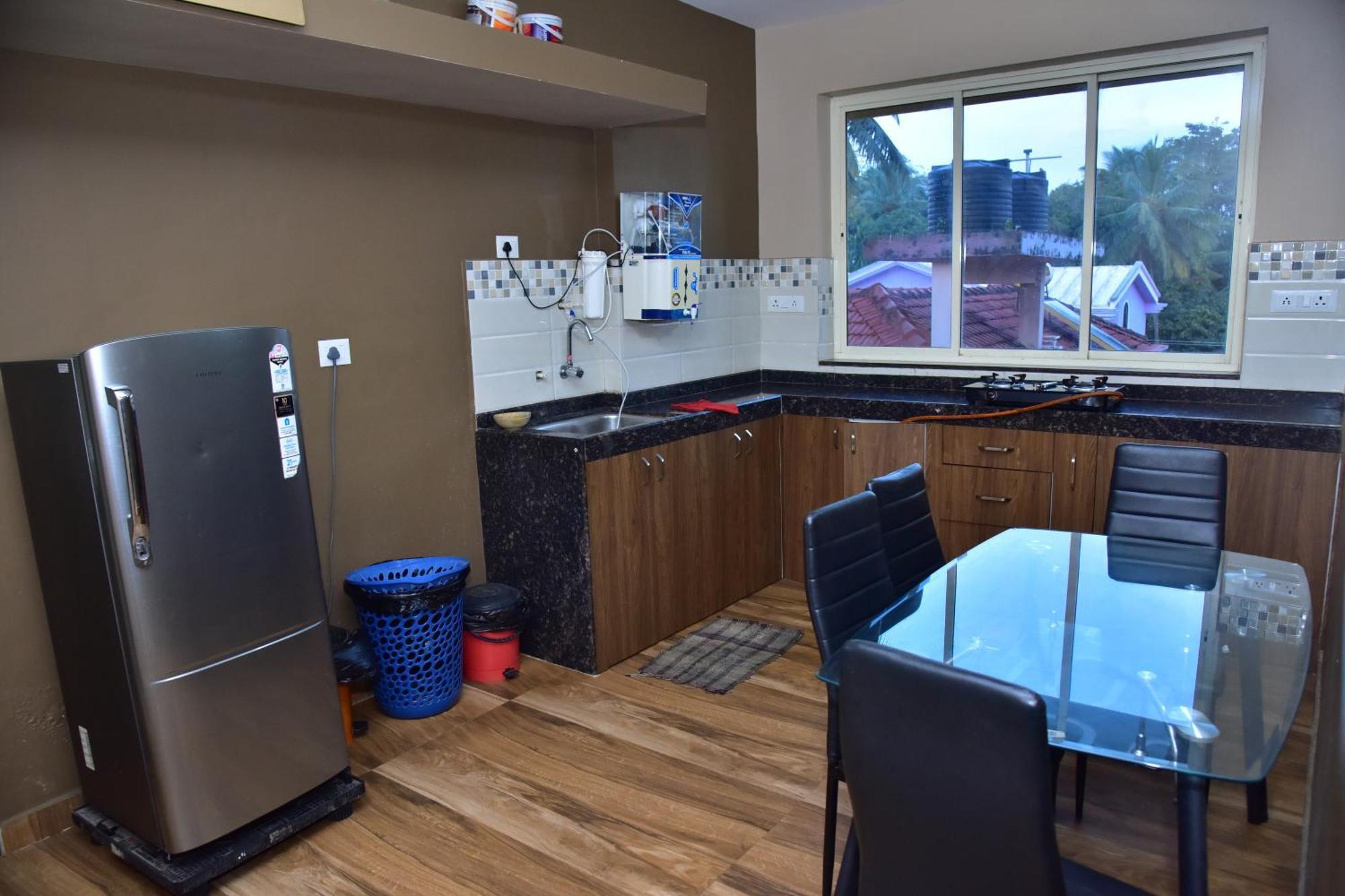 Fieldstone Lovely 2 Bhk Ac Apartment Talaulim 客房 照片