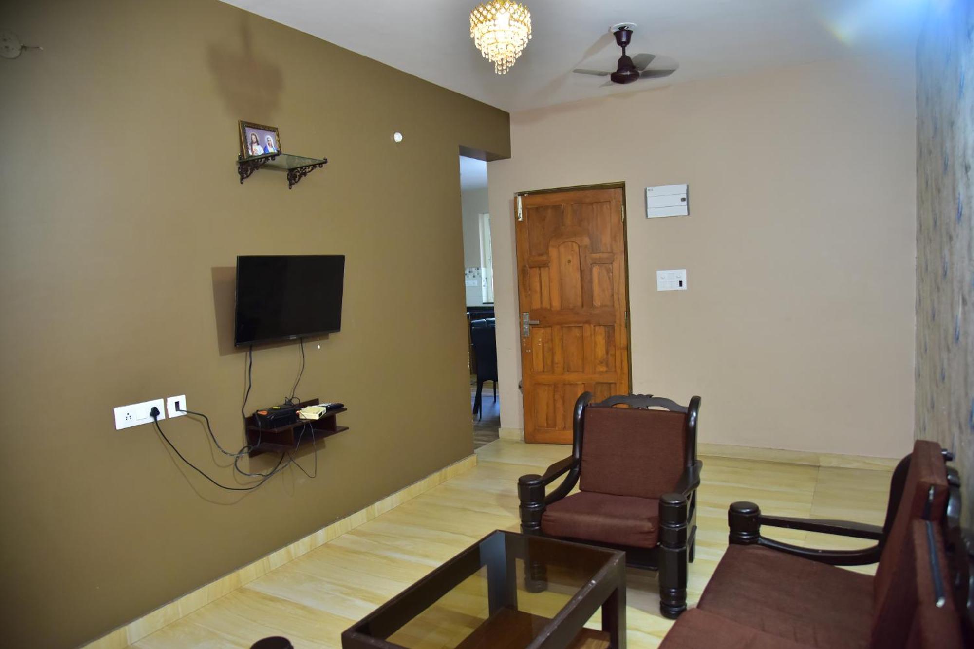 Fieldstone Lovely 2 Bhk Ac Apartment Talaulim 客房 照片